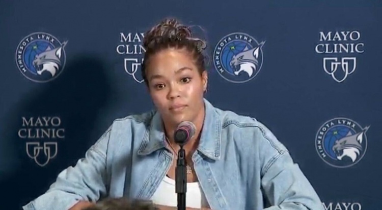 科利尔吐槽WNBA联盟高层:我们有最好的联赛 最烂的领导